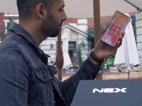 vivo NEX 3真機(jī)提前亮相：瀑布屏驚艷 無(wú)實(shí)體按鍵設(shè)計(jì)？