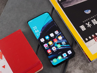 OPPO Reno 2評(píng)測(cè)：顏值配置只是小優(yōu)點(diǎn)，它會(huì)讓你愛上攝影創(chuàng)作