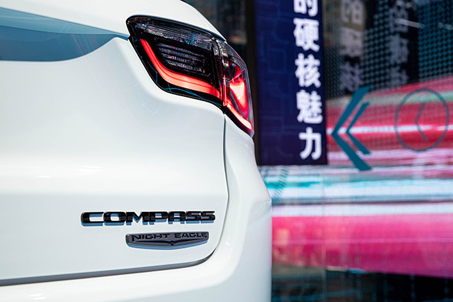 潮酷跨界！Jeep指南者夜鷹版聯(lián)手小米之家打造快閃潮店