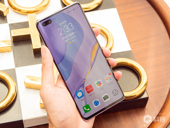 華為nova7 Pro評(píng)測(cè)：高顏又輕薄 追焦雙攝定義5G自拍新標(biāo)準(zhǔn)