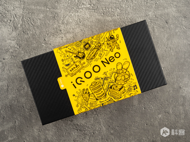 iQOO Neo3圖賞：驍龍865+144Hz高刷新率屏 再次定義真香機(jī)