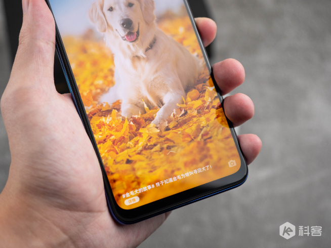 iQOO Neo3圖賞：驍龍865+144Hz高刷新率屏 再次定義真香機(jī)