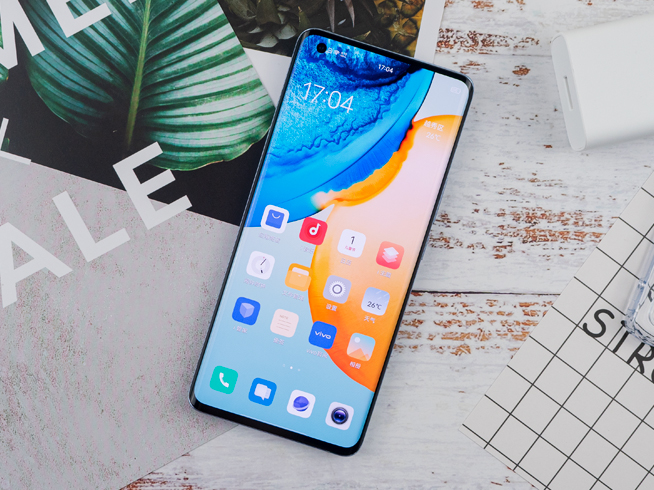 vivo X50 Pro上手體驗(yàn)：手抖救星微云臺(tái)！5G輕薄高顏值