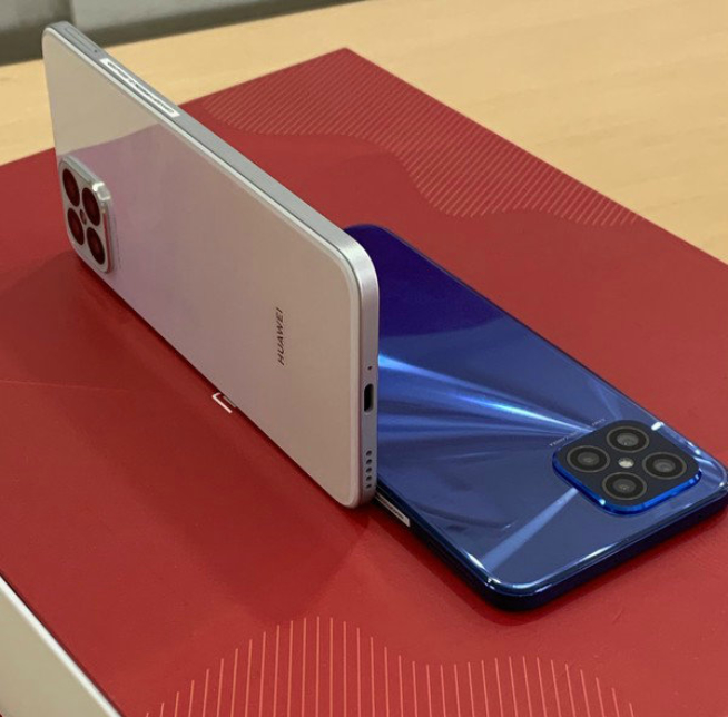 華為nova8 SE官宣+曝光：直角邊框后置四攝 66W超級(jí)快充直接下放