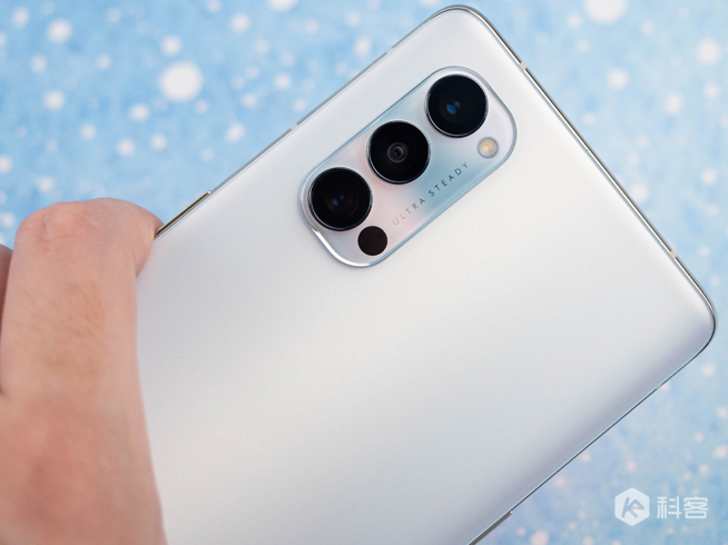 OPPO Reno5系列全曝光：輕薄壓榨到極限？首發(fā)人像視頻新技術(shù)！