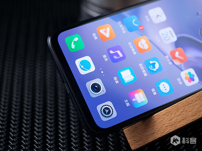 榮耀Play5評測：疾速66W超級快充真香，輕薄與均衡兼顧