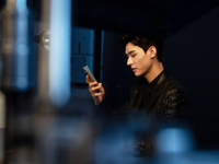 榮耀50系列真機(jī)亮相：1億像素主攝+100W快充加持？龔俊成全新代言人！