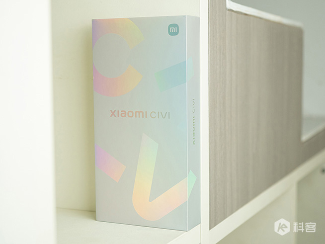 小米Civi怦怦粉開箱圖賞：輕薄自拍巔峰，怦然心動