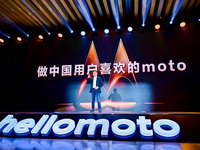 驍龍8全球首發(fā)2999元起，moto edge X30亮相