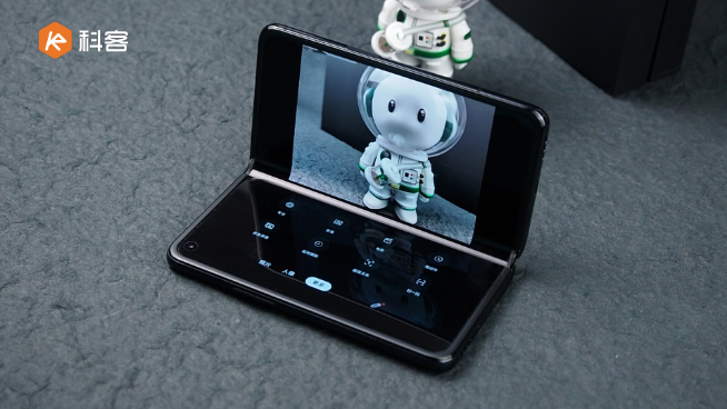 ?OPPO Find N上手體驗：得心應(yīng)手的「小屏」折疊旗艦！