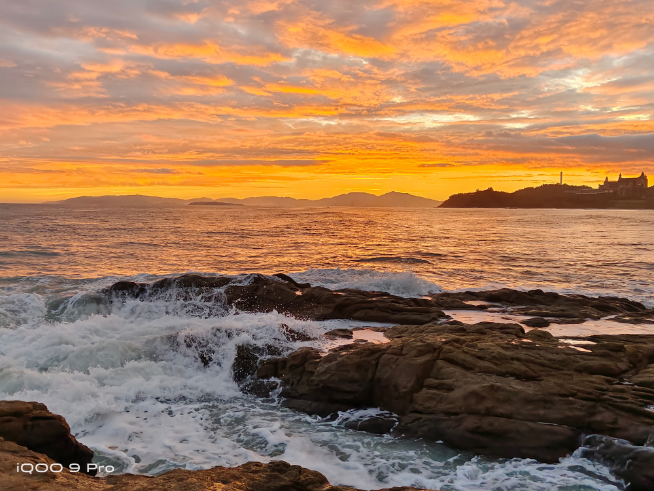 iQOO 9系列首發(fā)三星GN5！Pro獨(dú)享微云臺(tái)+150° 魚眼超廣角