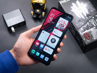 紅魔7游戲手機(jī)開(kāi)箱：「原神」?jié)M幀暢玩很夸張！風(fēng)冷散熱馴龍出色不燙手