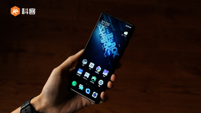 黑鯊5 Pro上手體驗：被動散熱最強王者？玩《原神》穩(wěn)不穩(wěn)得??？