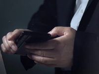 超輕薄+無折痕？折疊屏痛點(diǎn)通通干掉！余承東親自劇透華為Mate Xs 2