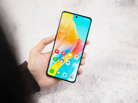 ?OPPO A1 Pro圖賞：超高頻調(diào)光全機(jī)最佳！比旗艦更護(hù)眼