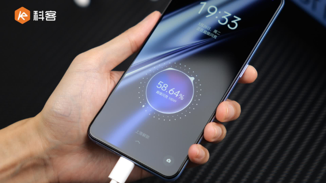 真我GT Neo5 SE開箱：第二代驍龍7+！1999元又射爆Redmi