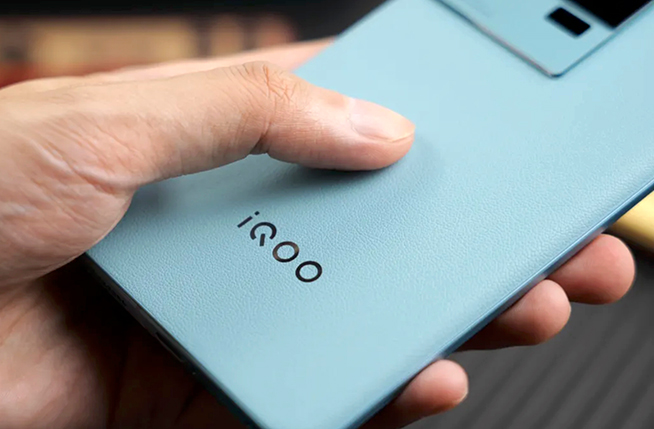 背刺，暴跌！第二代驍龍8領(lǐng)先版“翻車”？聯(lián)發(fā)科加速逆襲高通