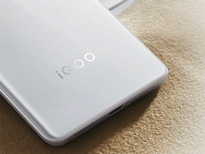 iQOO Z8系列千元機(jī)發(fā)布，天璣8200跑分新高