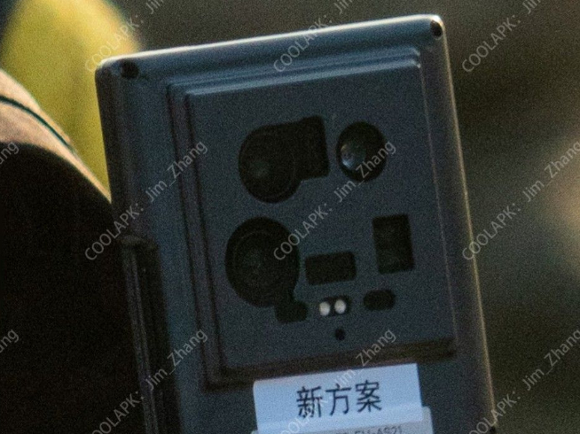 盧偉冰接棒雷軍發(fā)布小米14 Ultra：幾乎推倒重做！影像很頂春節(jié)后見