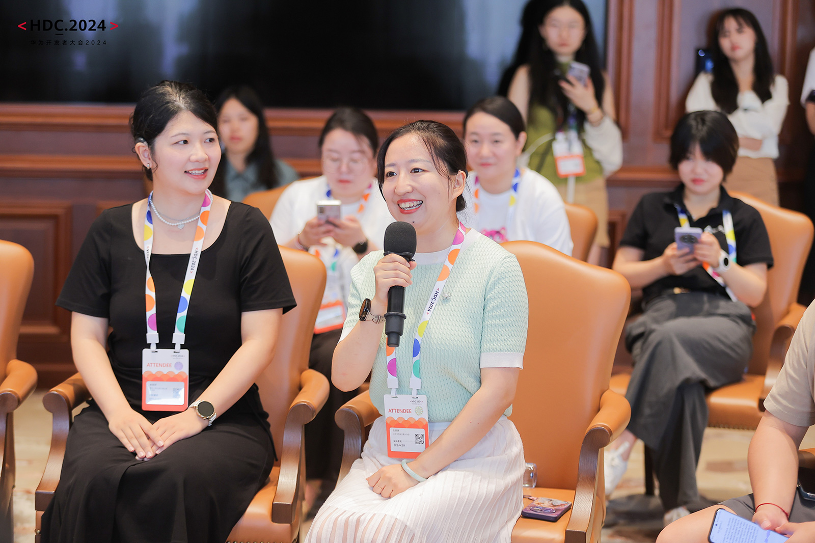 HDC2024湖畔對(duì)談：華為踐行科技溫度，持續(xù)優(yōu)化無(wú)障礙體驗(yàn)
