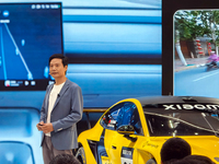 小米汽車沖刺13萬臺(tái)年交付量新目標(biāo)！雷軍驚嘆SU7 Ultra一項(xiàng)數(shù)據(jù)