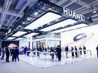 華為驚艷亮相2025數(shù)智科技生態(tài)大會，以鴻蒙生態(tài)開啟智慧生活新篇章