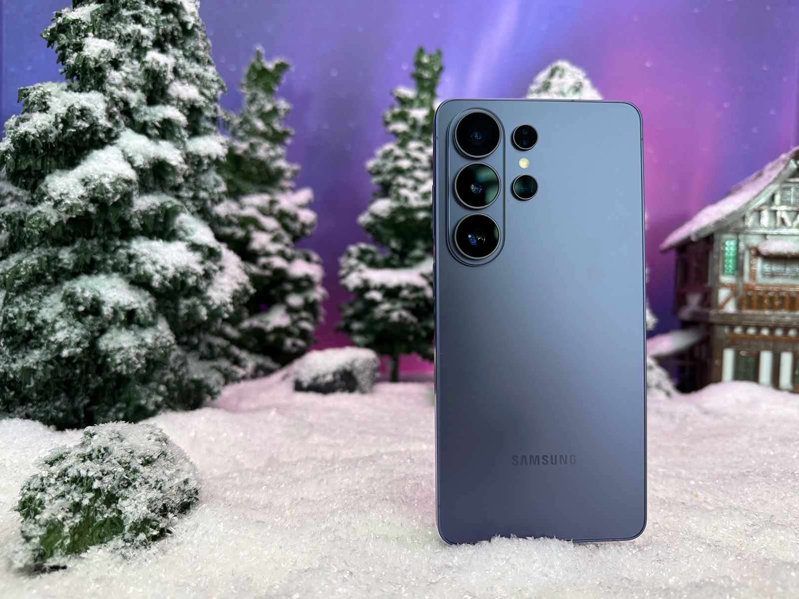 三星S26 Ultra上手體驗(yàn)：防窺屏一絕，新設(shè)計(jì)以退為進(jìn)？