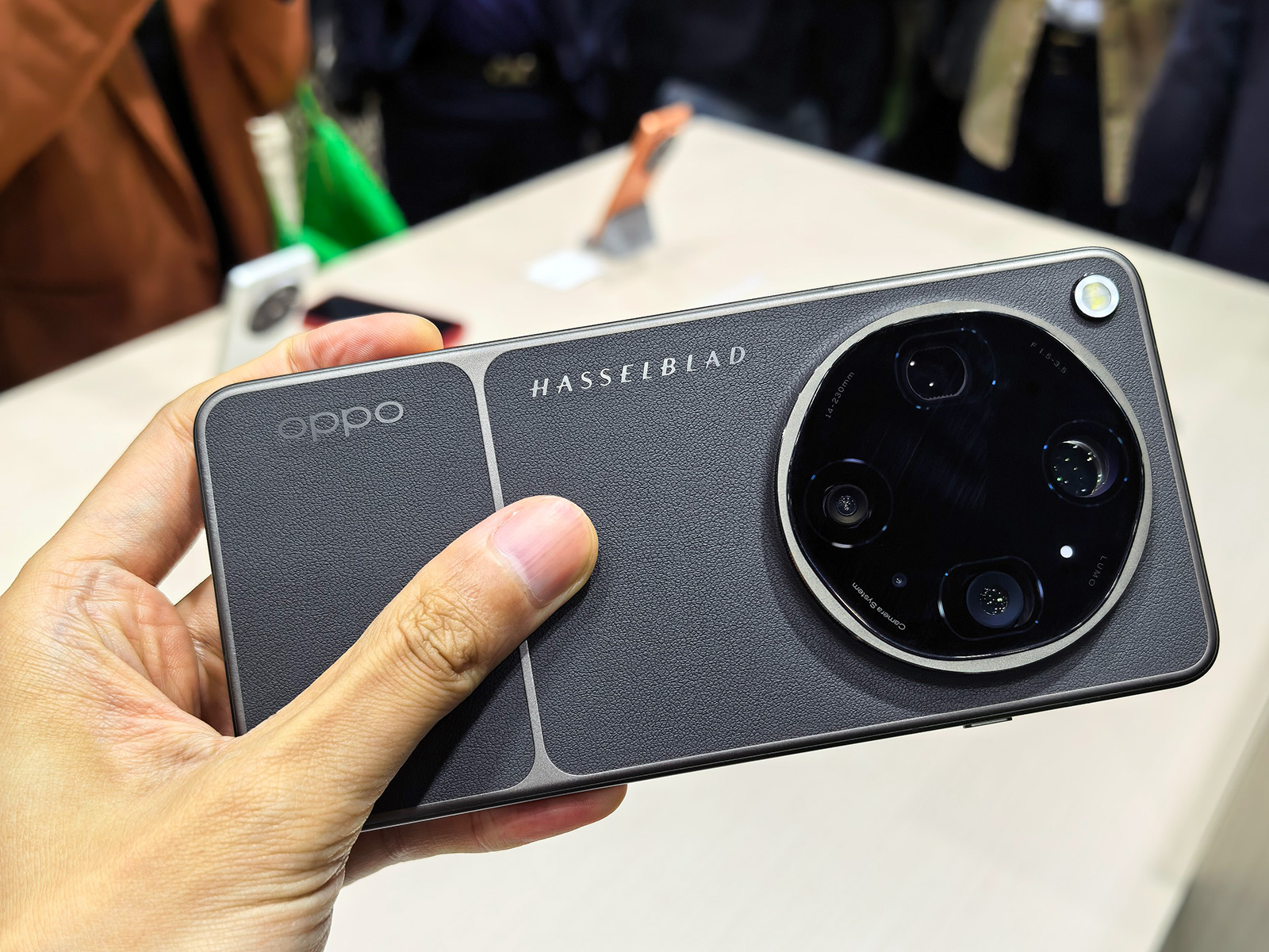 OPPO Find X9 Ultra上市銷量名列前茅，更貴的超大杯值嗎？