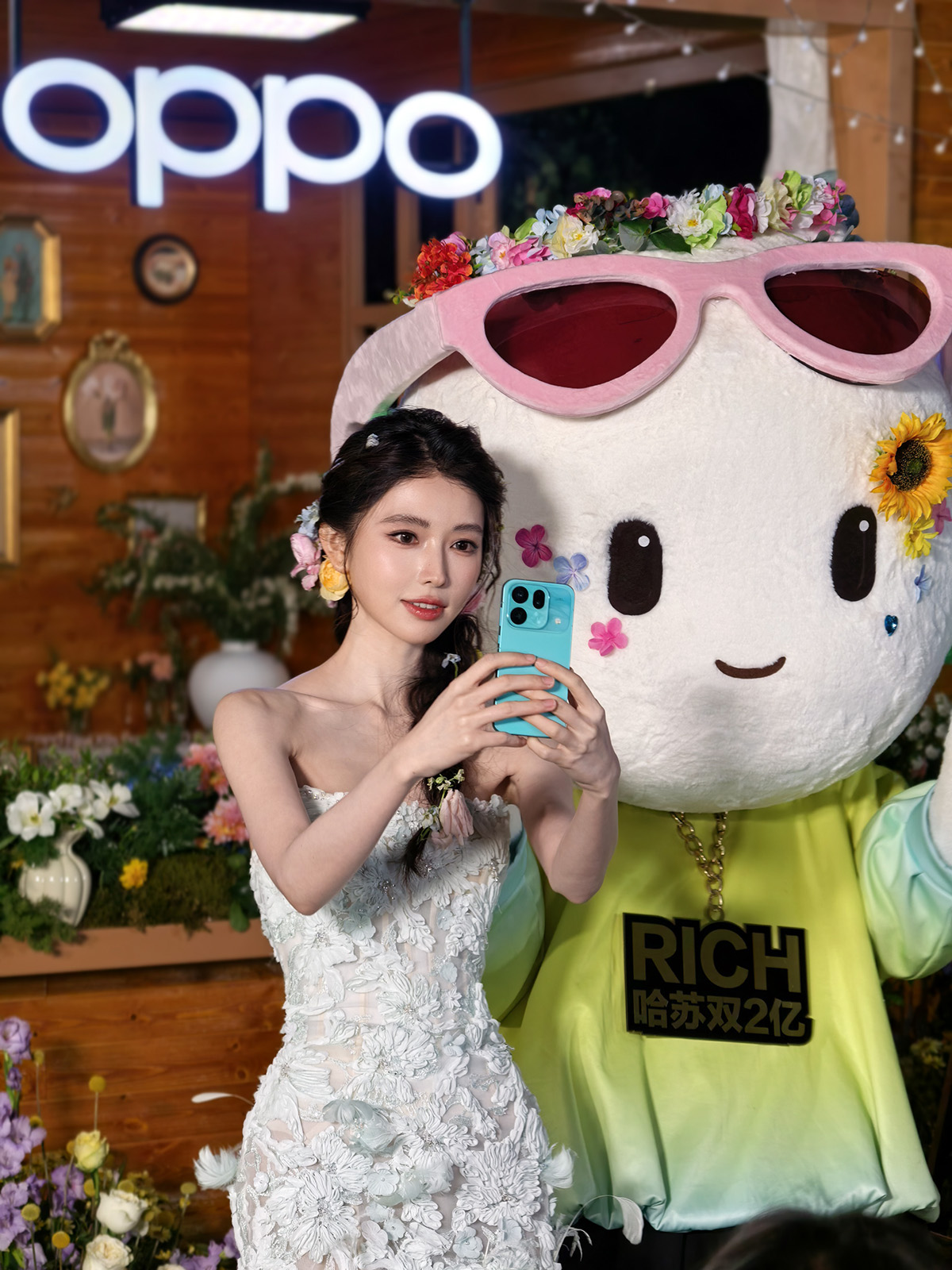 OPPO Find X9 Ultra上市銷量名列前茅，更貴的超大杯值嗎？